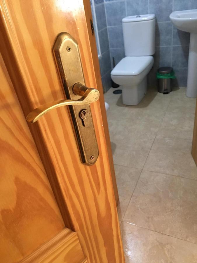 Habitacion Grande Con Bano Privado En Coin A 30Km De La Playa Exteriér fotografie