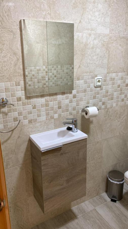Habitacion Grande Con Bano Privado En Coin A 30Km De La Playa Exteriér fotografie